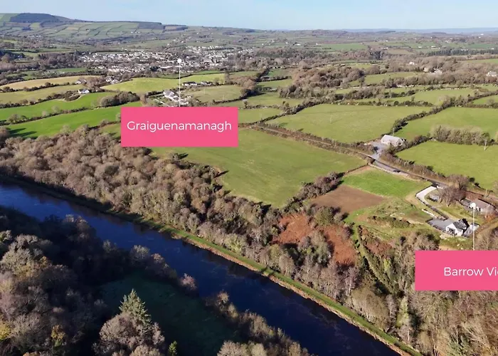 Feriehus 2-bedroom Riverside Retreat - Spectacular Views Graiguenamanagh